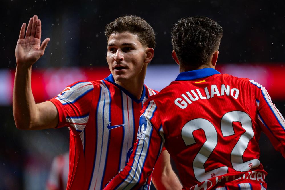 士对国青出 士对国青出