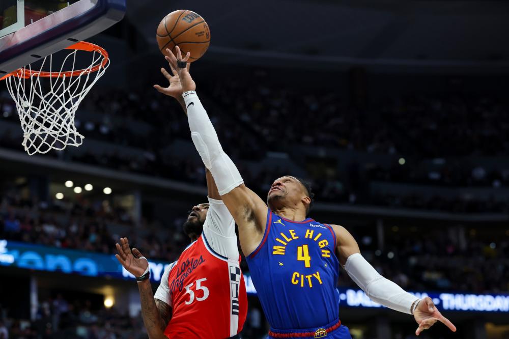 穆裏尼奧：迪巴拉傷勢“不容樂觀”，我們需要等待檢查結果.